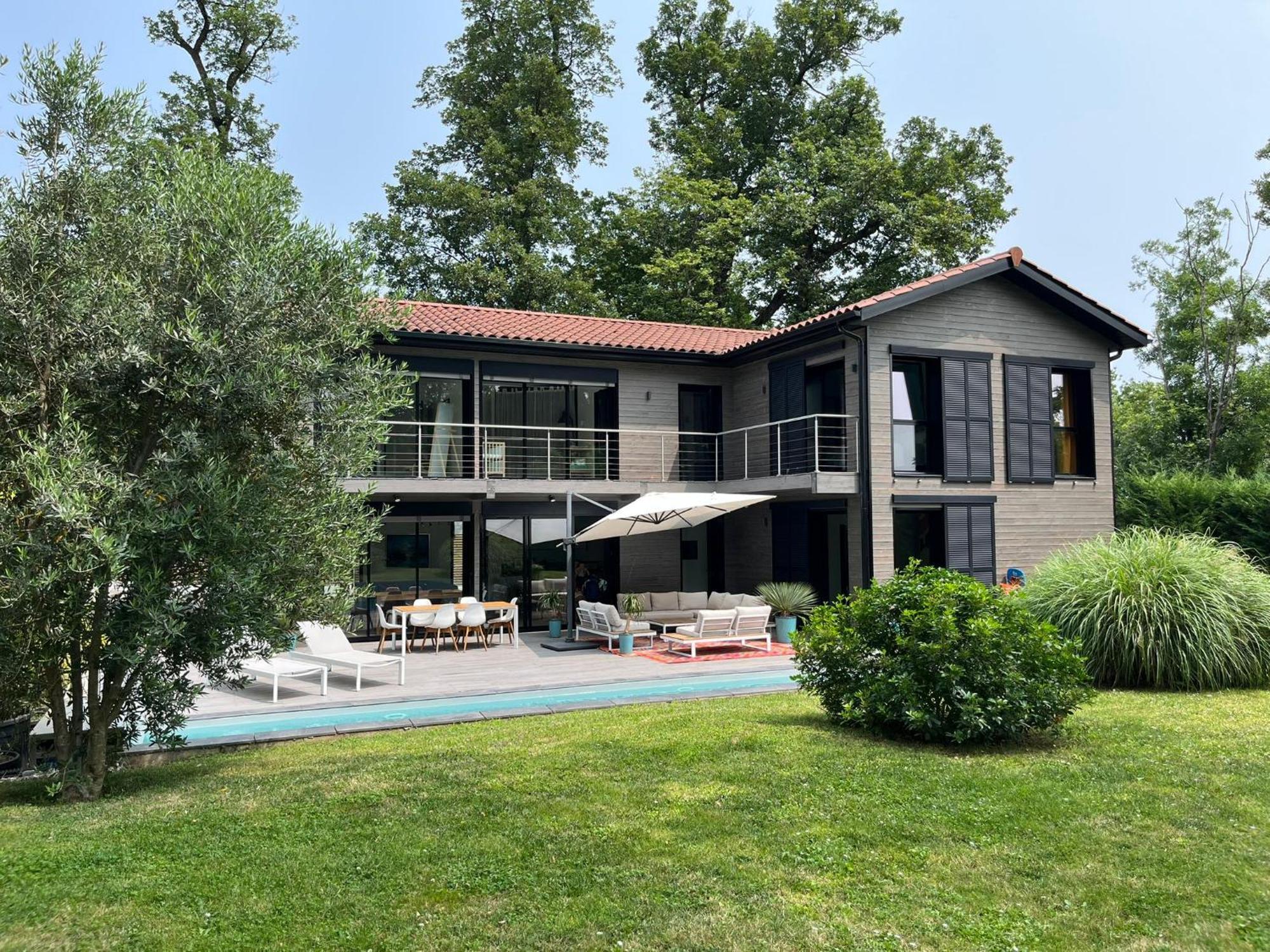 Villa Piscine A Proximite De Lyon Chaponost 外观 照片