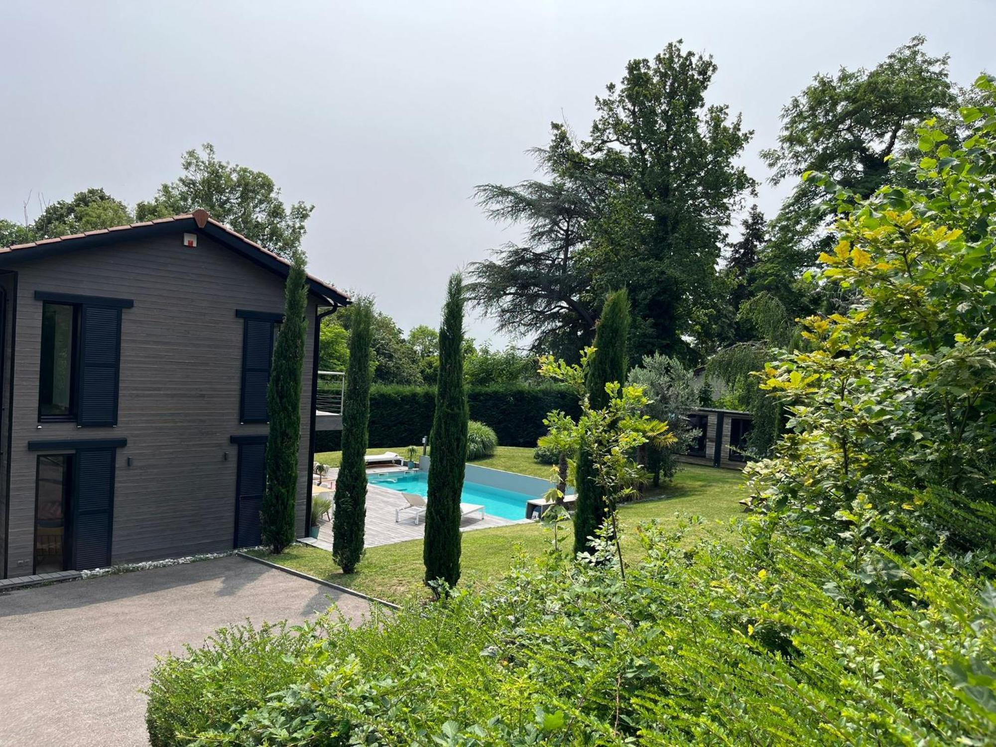 Villa Piscine A Proximite De Lyon Chaponost 外观 照片
